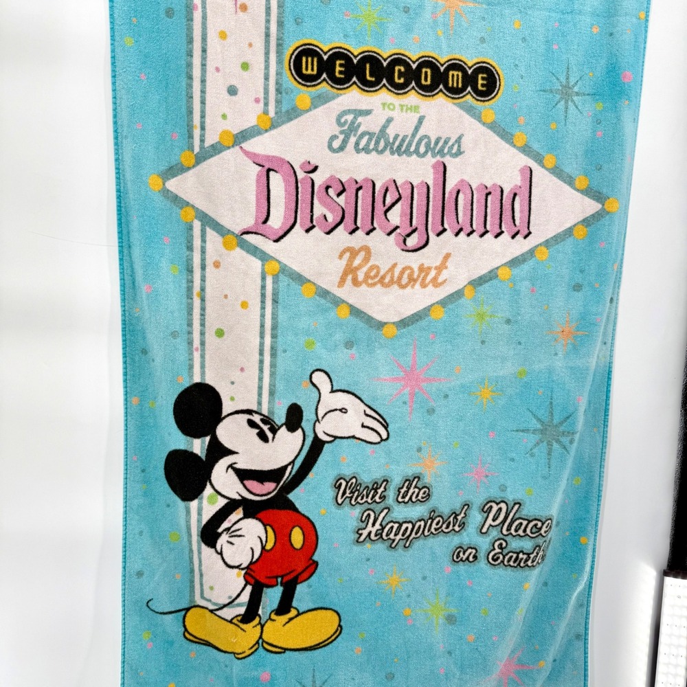 RARE VTG Disney Parks Mickey Mouse Disneyland Resort Sign Beach Towel Turquoise